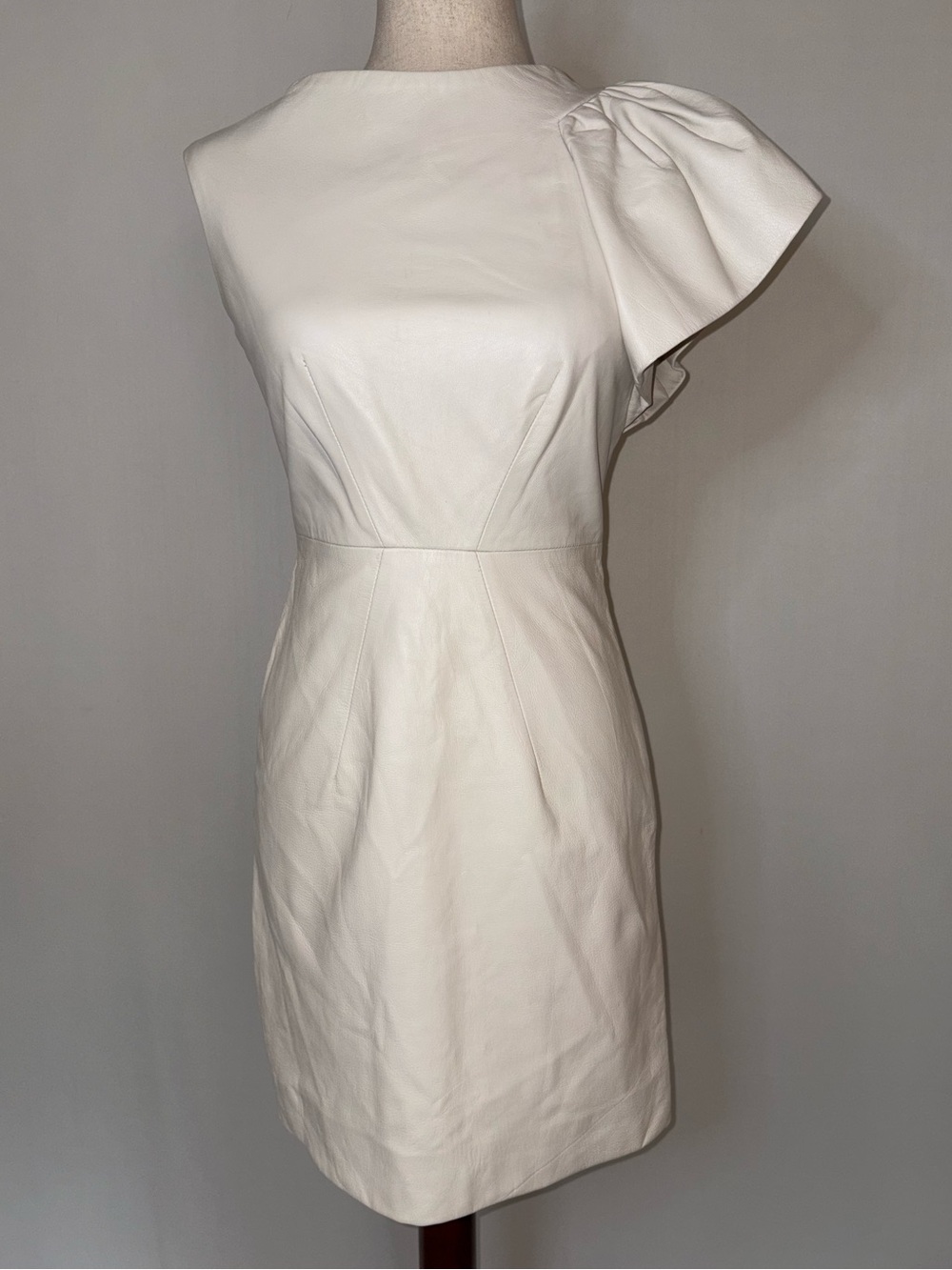 Milly of New York Cream Leather Ruffle Shoulder Sheath Mini Dress Size 0